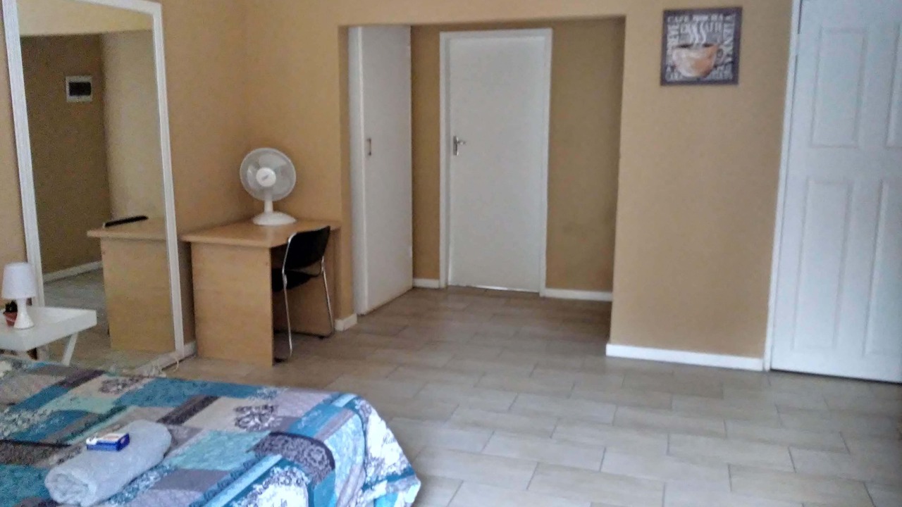 Photo of Bedroom in Greater Johannesburg Metropolitan Area