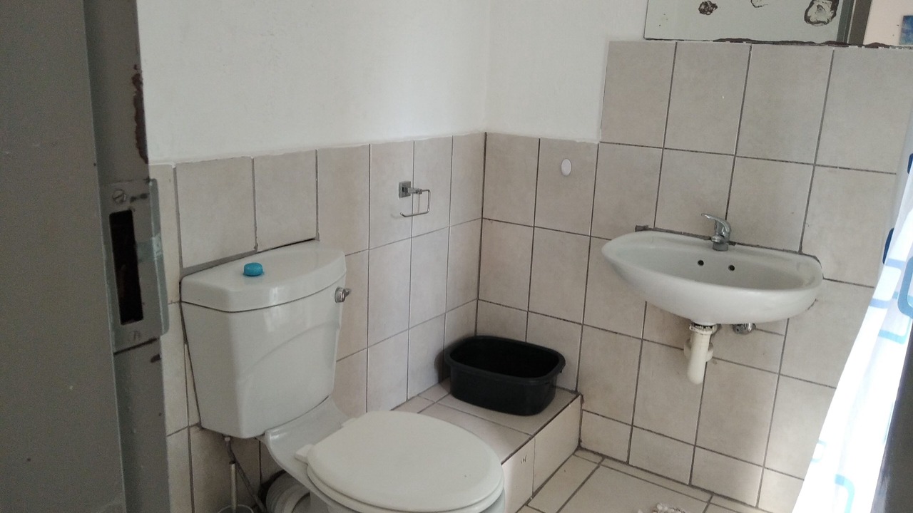 Photo of Bathroom in Greater Johannesburg Metropolitan Area