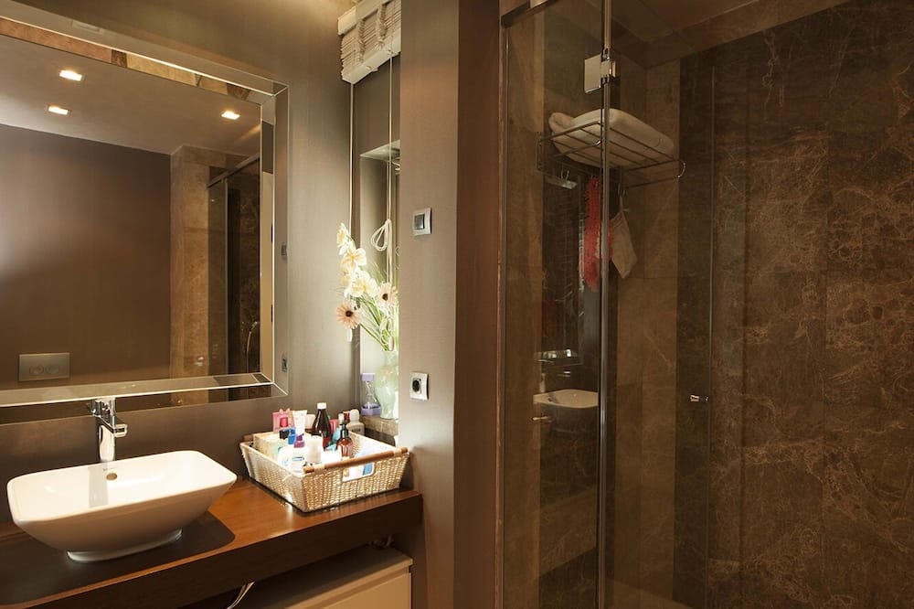Photo of Bathroom in Torba