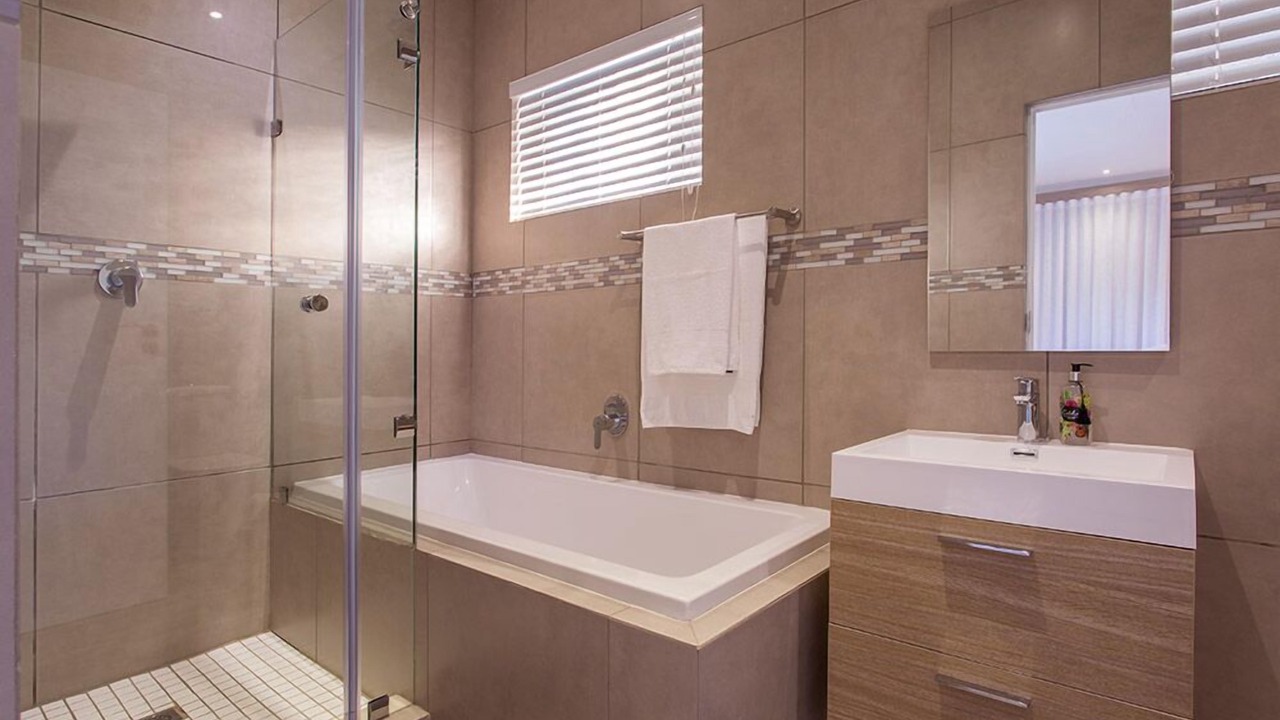 Photo of Bathroom in Waterkloof Glen