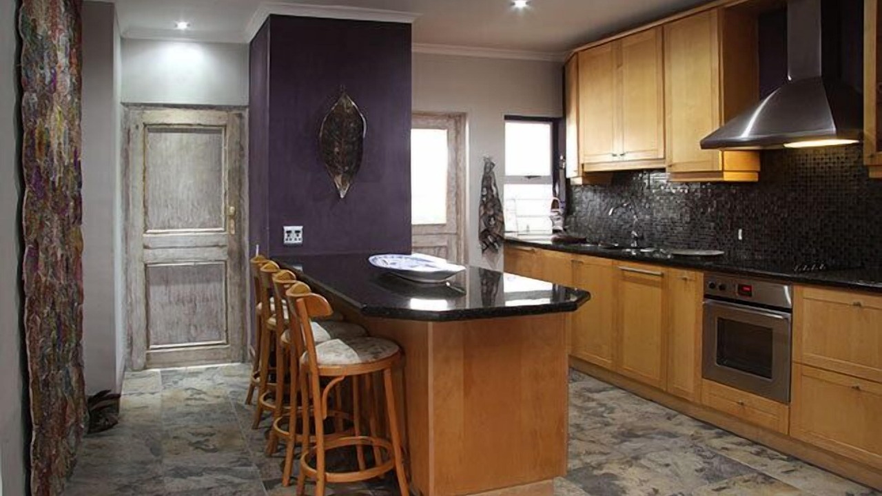 Photo of Kitchen in Hermanus City-Centre