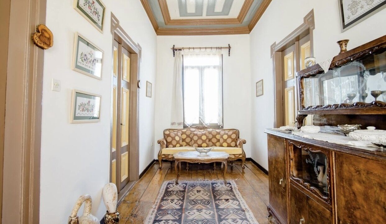 Photo of Livingroom in Karaburun