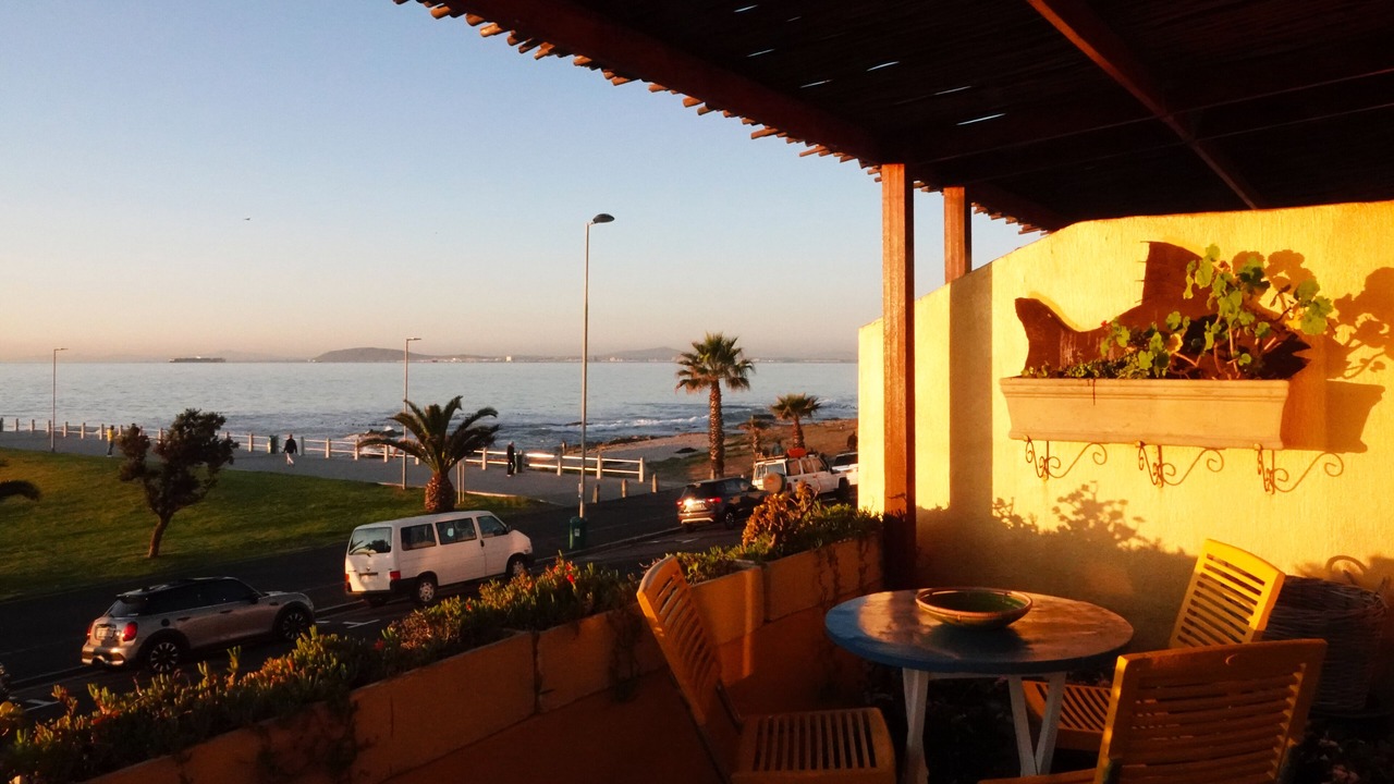 Photo of Patio Balcony in Mouille Point