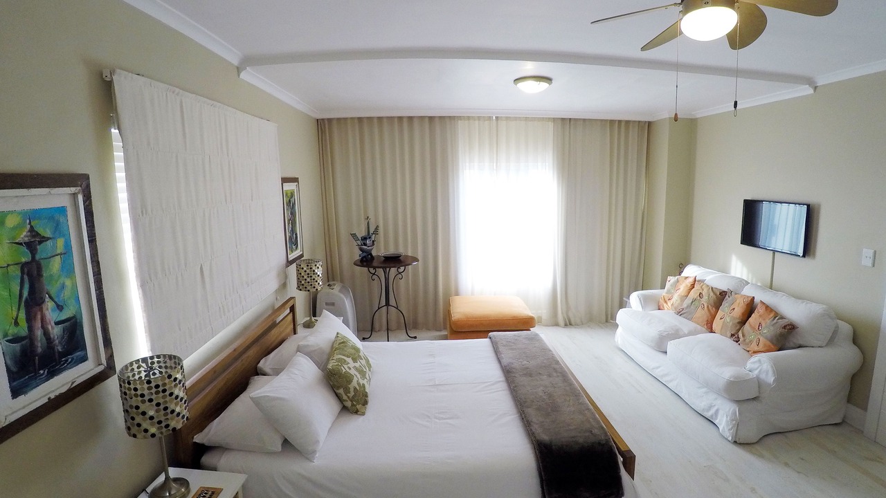 Photo of Bedroom in Mouille Point