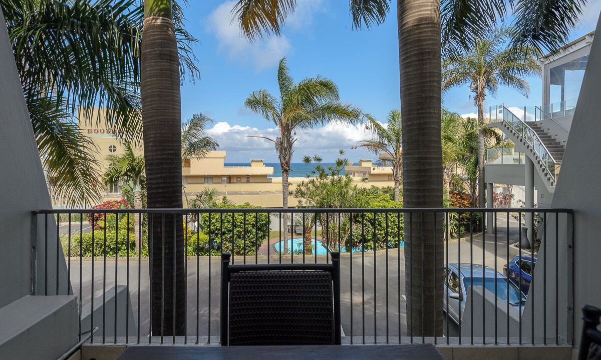 Photo of Patio Balcony in Margate Beach