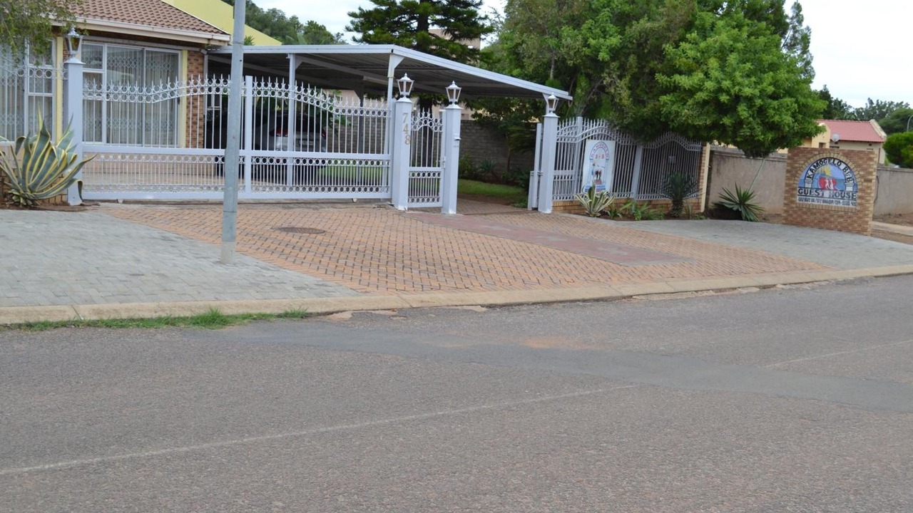 Photo of Others in Moses Kotane