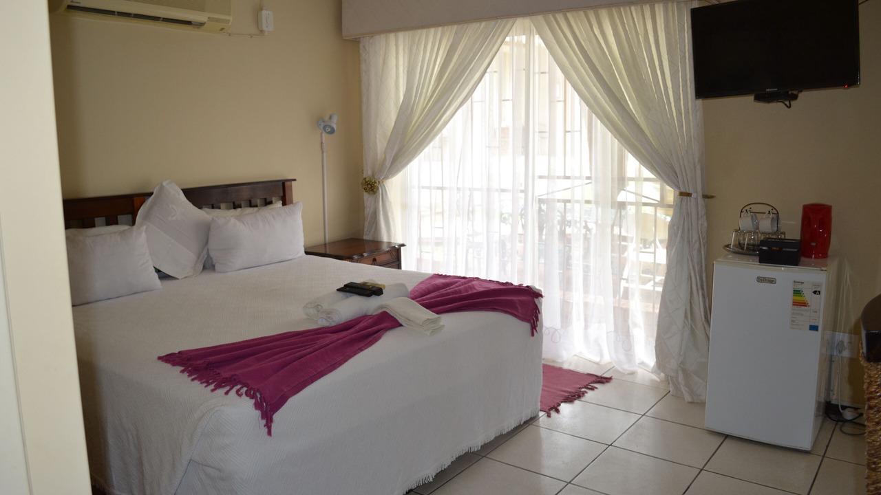 Photo of Bedroom in Moses Kotane