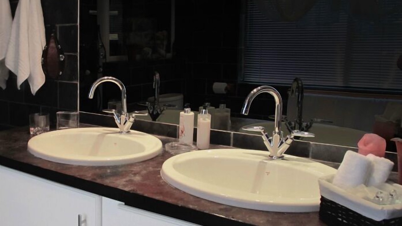 Photo of Bathroom in Greater Johannesburg Metropolitan Area