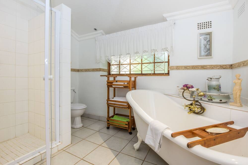 Photo of Bathroom in Mtubatuba
