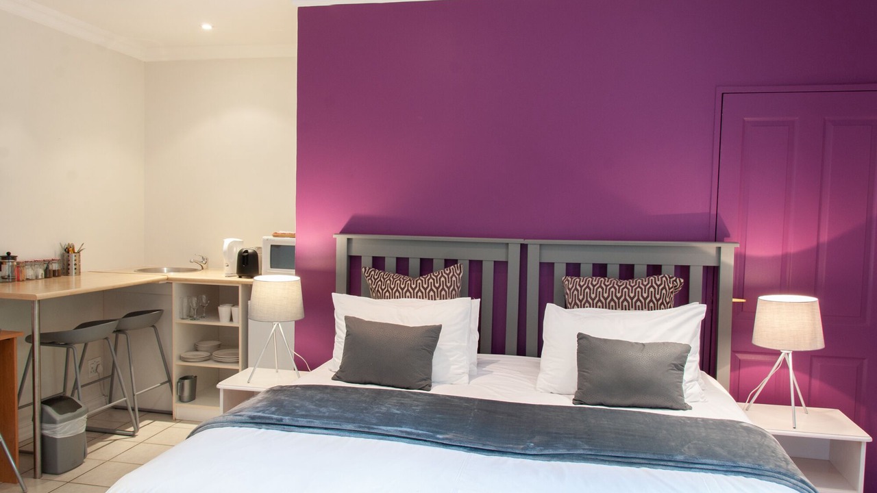 Photo of Bedroom in Lakeside
