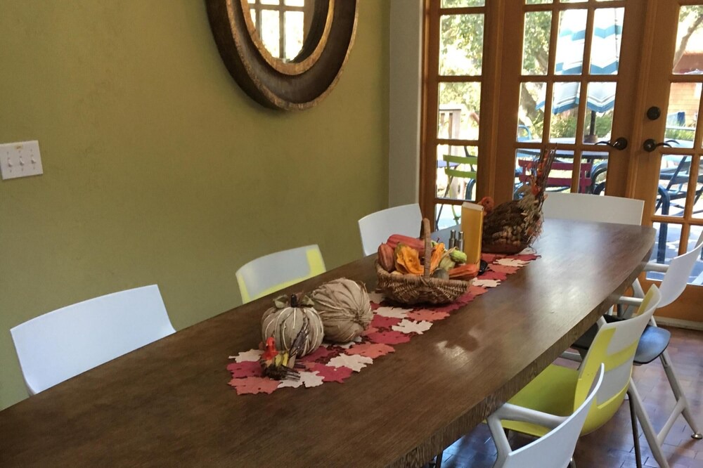 Photo of Livingroom in Salinas