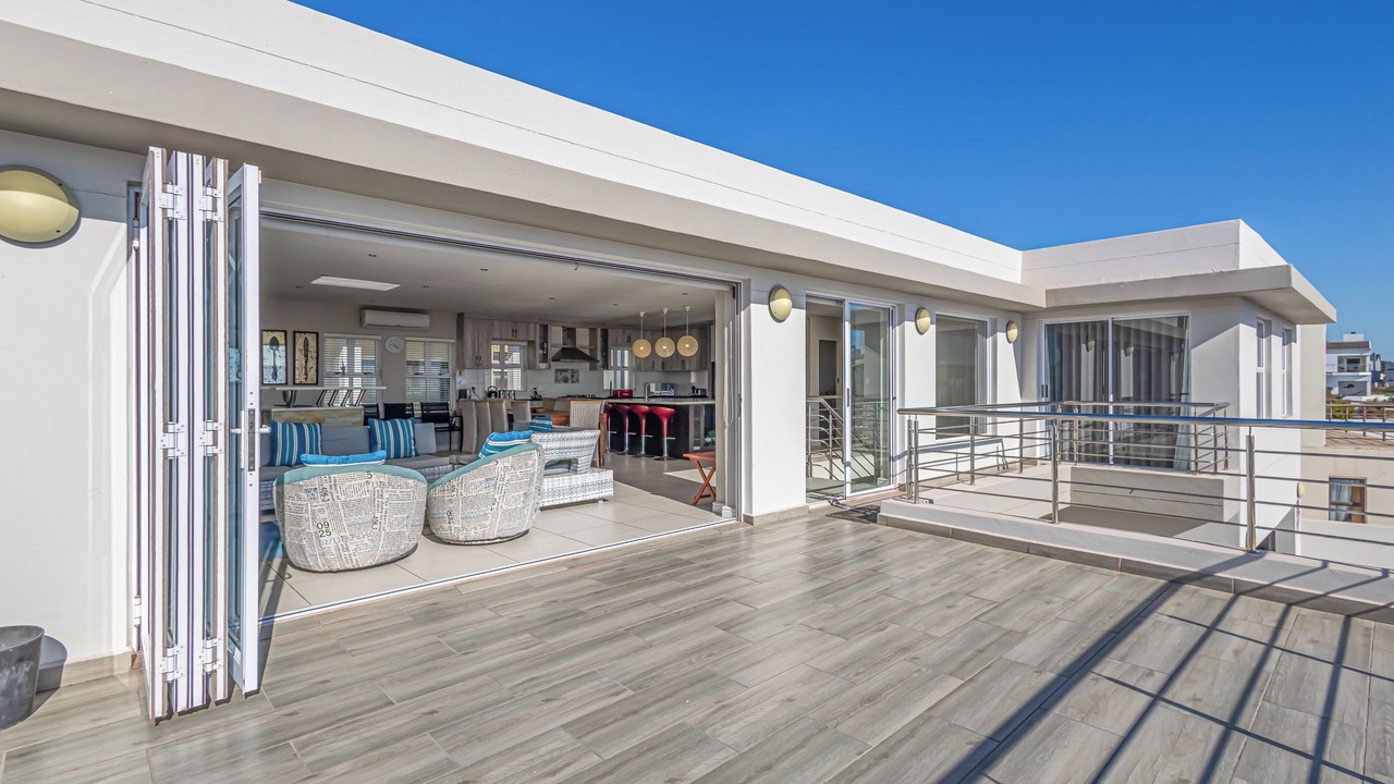 Photo of Outdoor in Calypso Beach