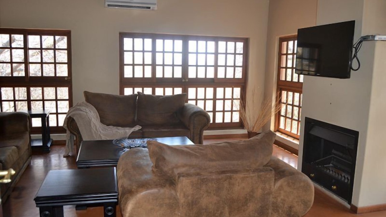Photo of Livingroom in Beestekraal