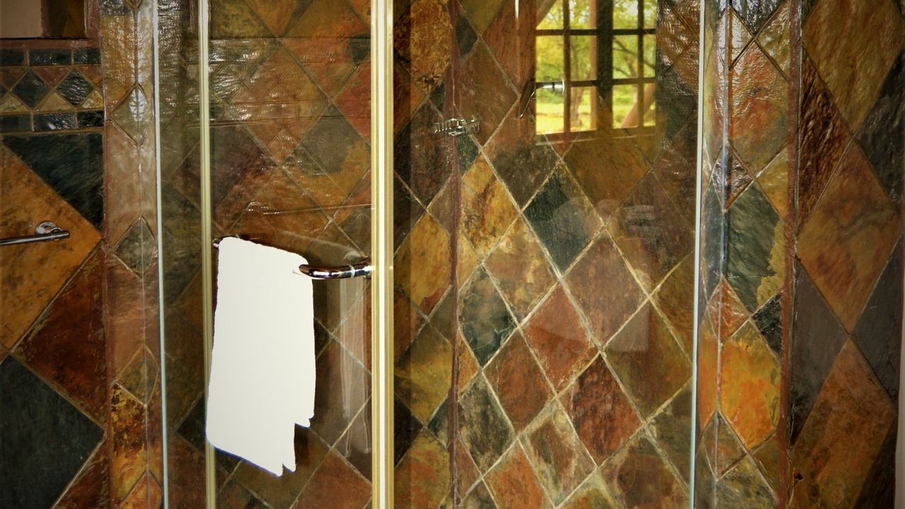 Photo of Bathroom in Colenso