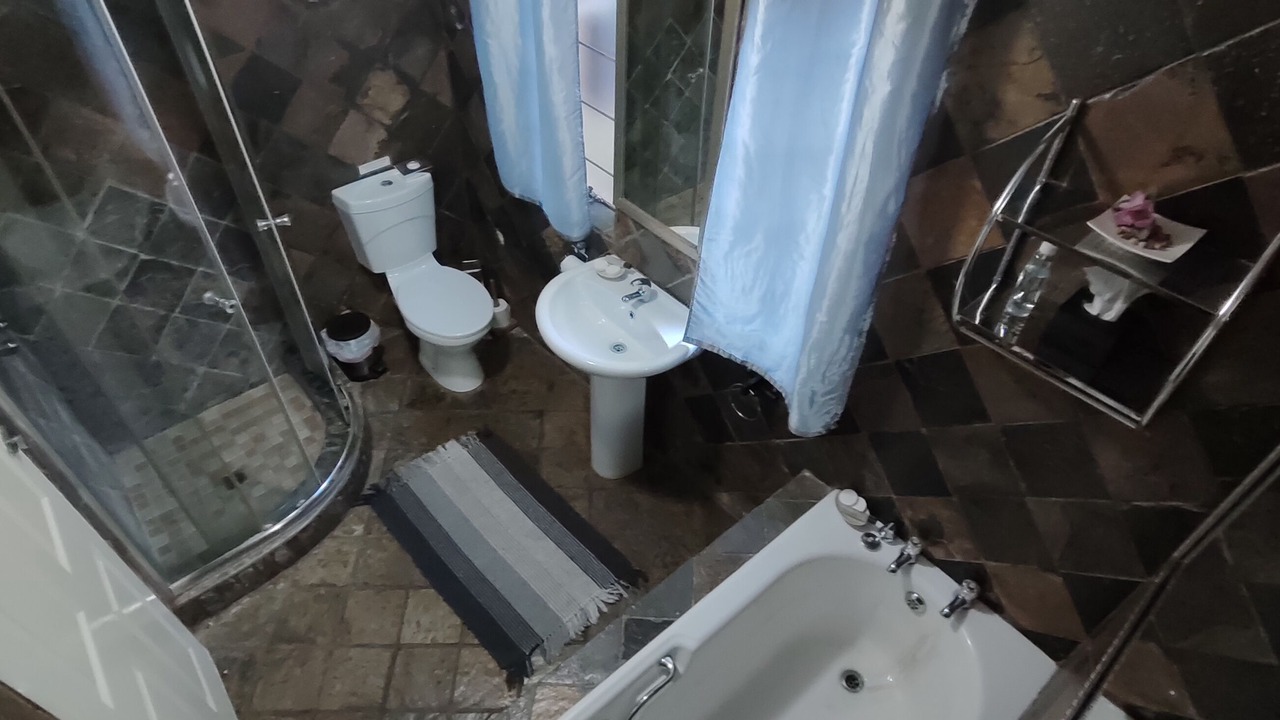 Photo of Bathroom in Brandwag