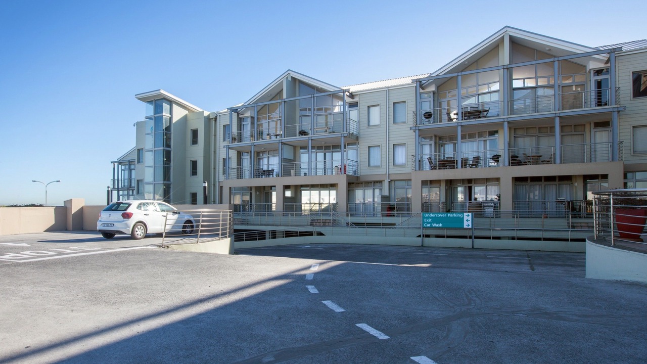 Photo of Outdoor in Bloubergstrand