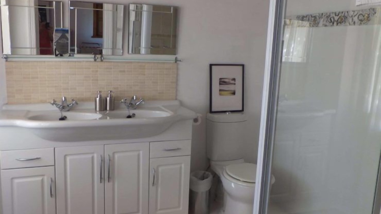 Photo of Bathroom in Montagu