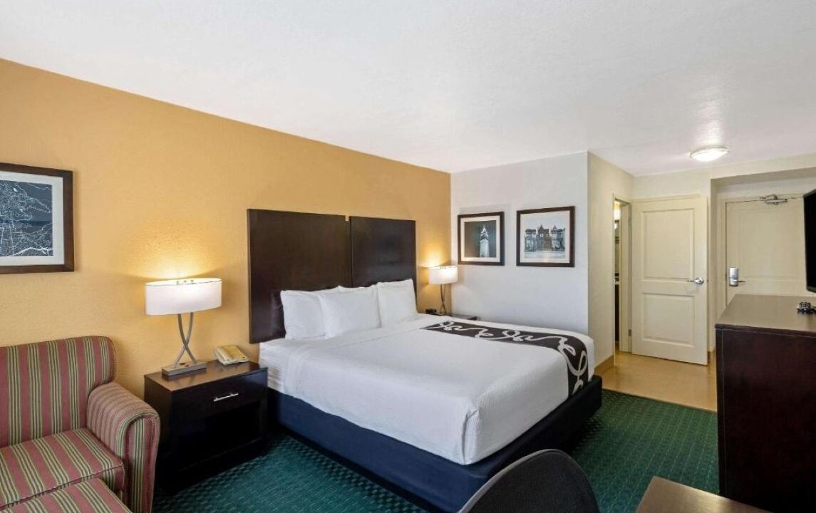 Photo of Bedroom in Southwest Berkeley