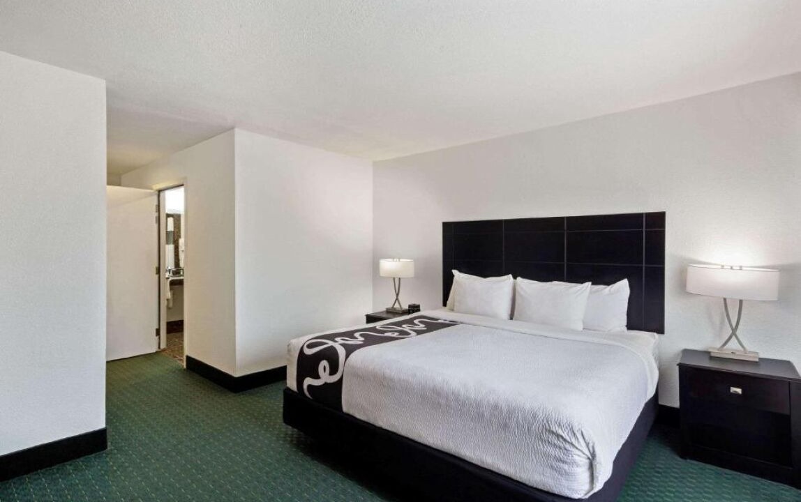 Photo of Bedroom in Southwest Berkeley