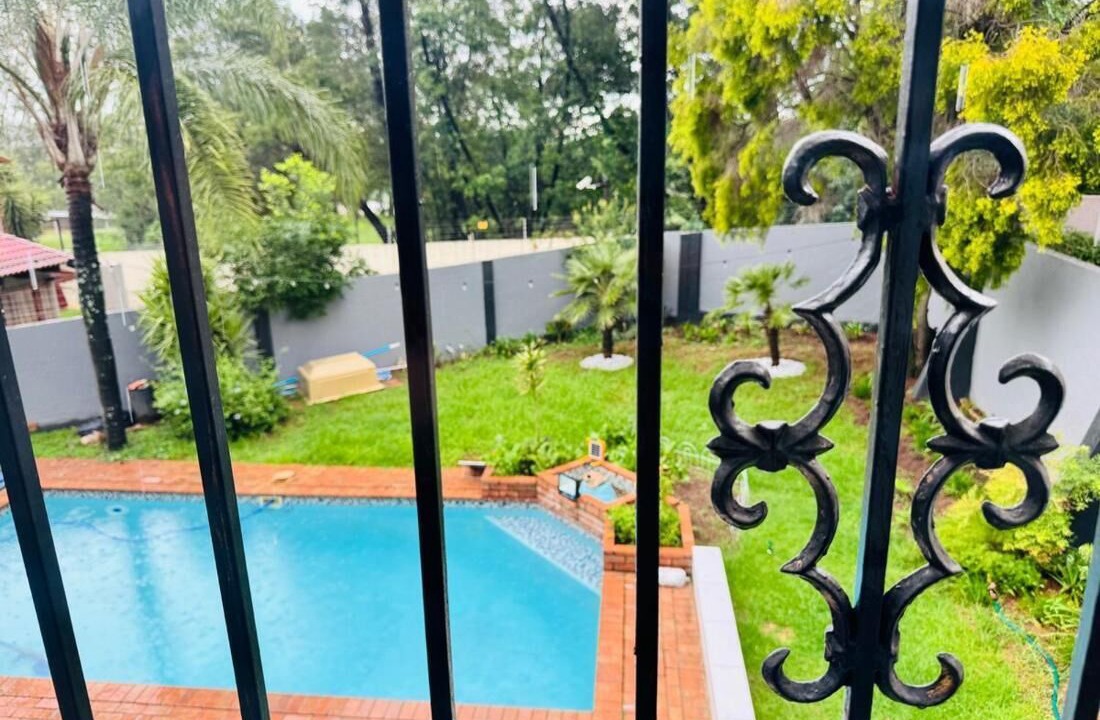 Photo of Patio Balcony in Woodmead
