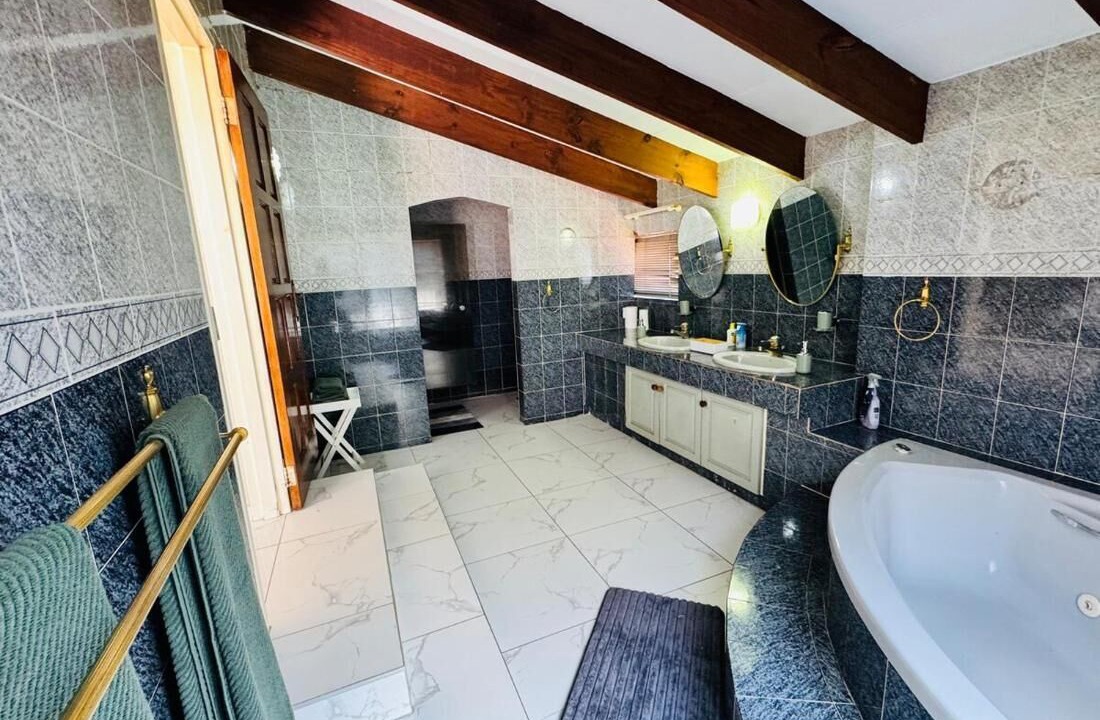 Photo of Bathroom in Woodmead