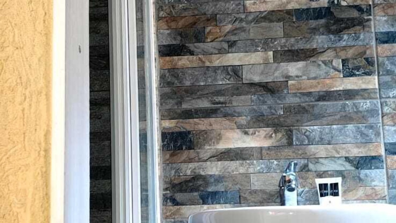 Photo of Bathroom in Greater Johannesburg Metropolitan Area