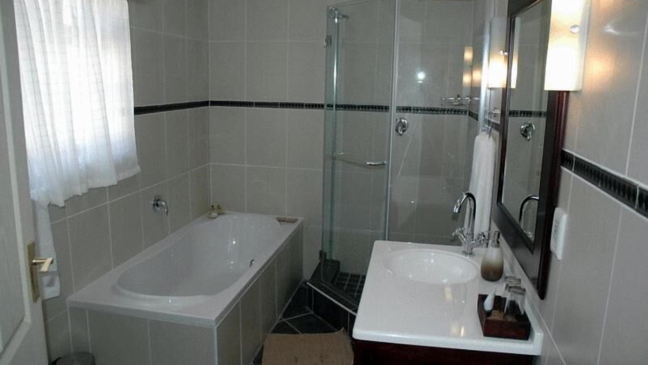 Photo of Bathroom in Kirkwood
