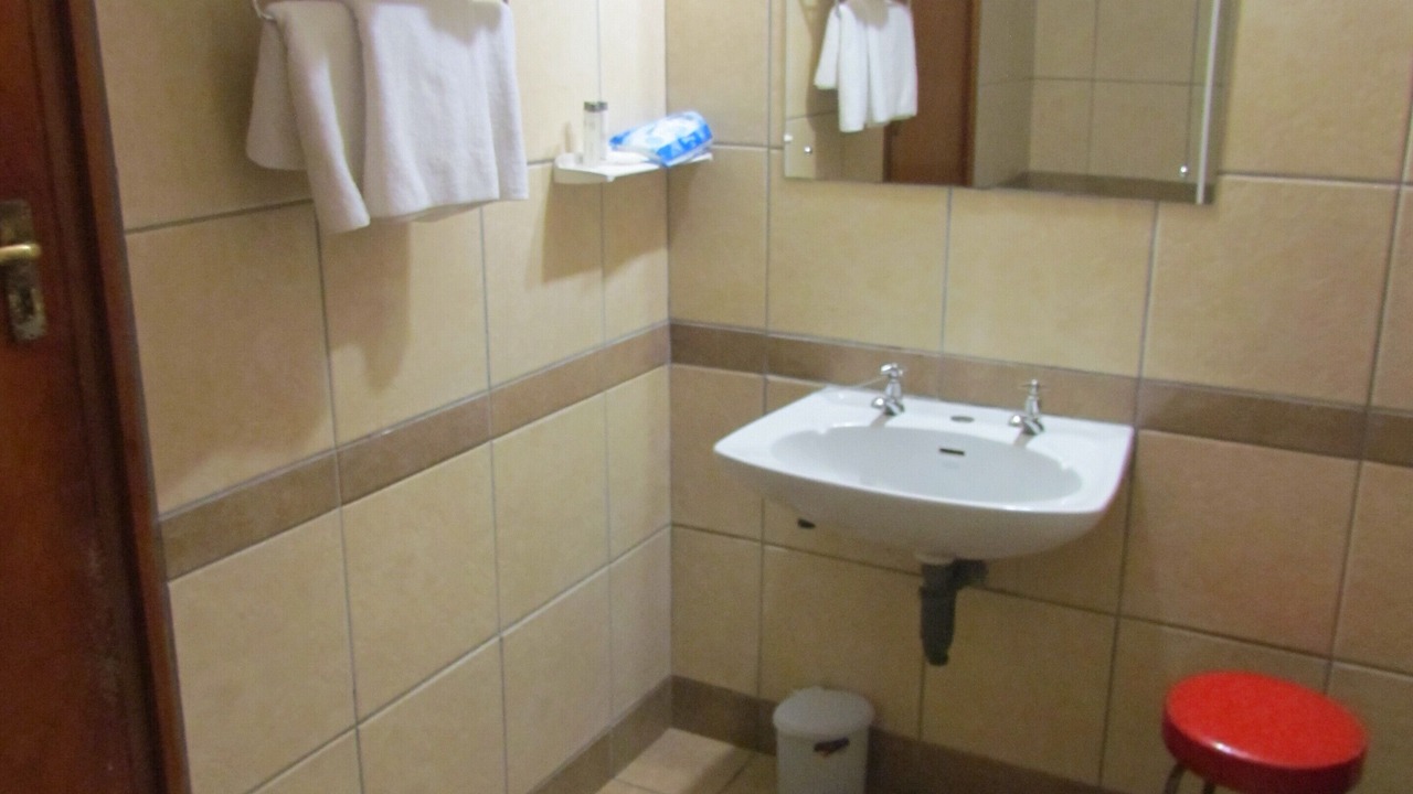 Photo of Bathroom in Saldanha