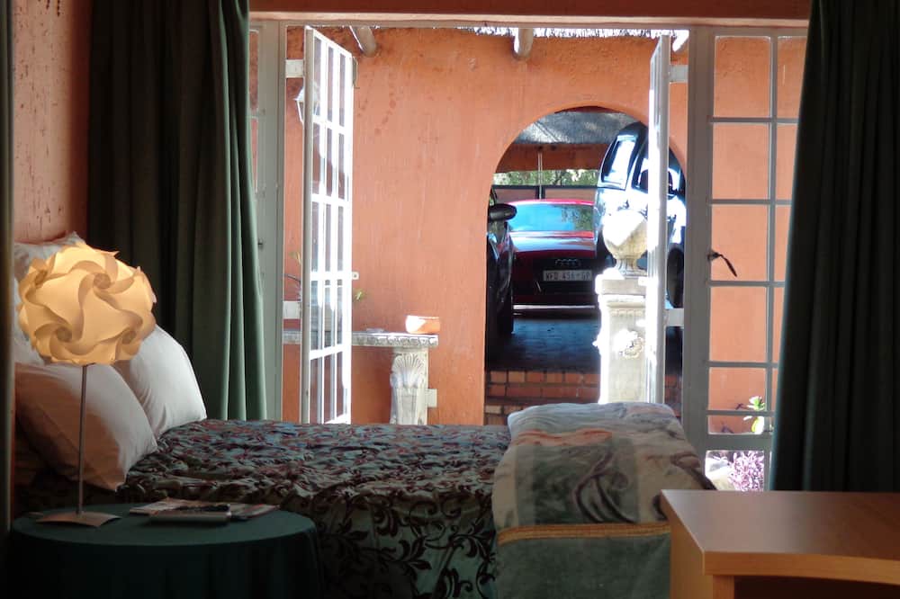 Photo of Bedroom in Muckleneuk