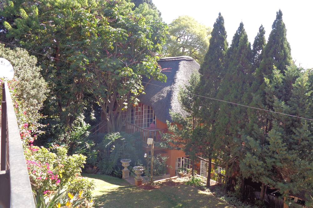 Photo of Bedroom in Muckleneuk