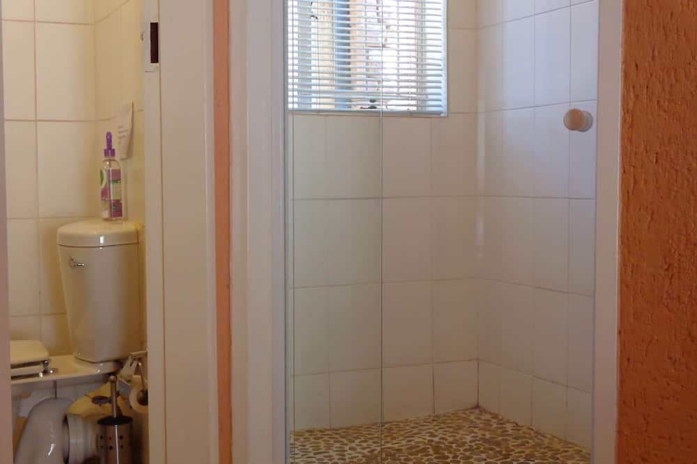 Photo of Bathroom in Muckleneuk