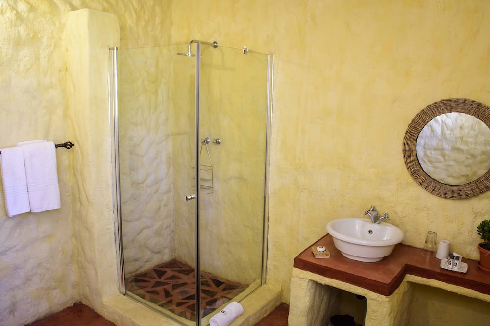 Photo of Bathroom in Greater Johannesburg Metropolitan Area