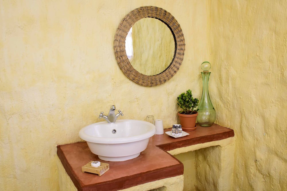 Photo of Bathroom in Greater Johannesburg Metropolitan Area