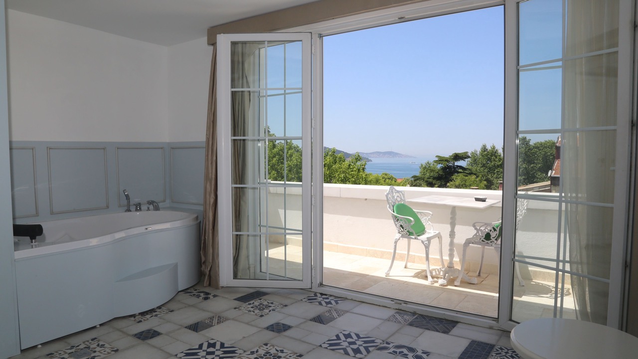 Photo of Bedroom in Adalar