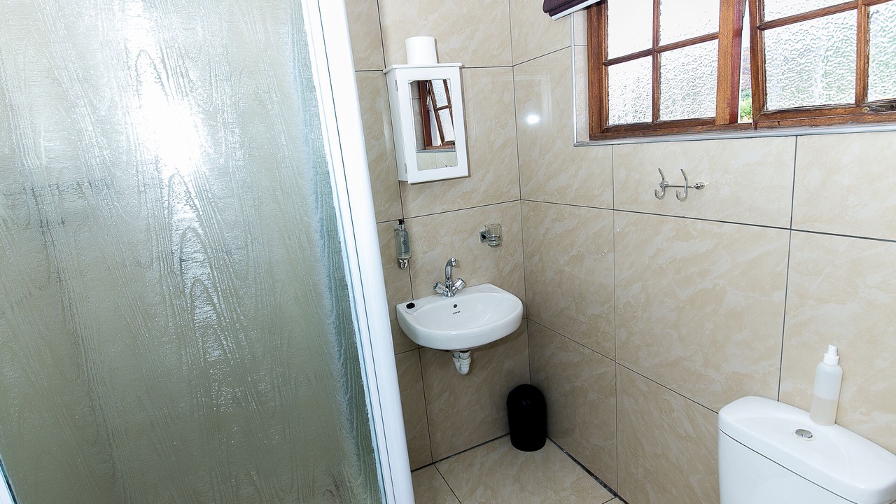 Photo of Bathroom in Springbok