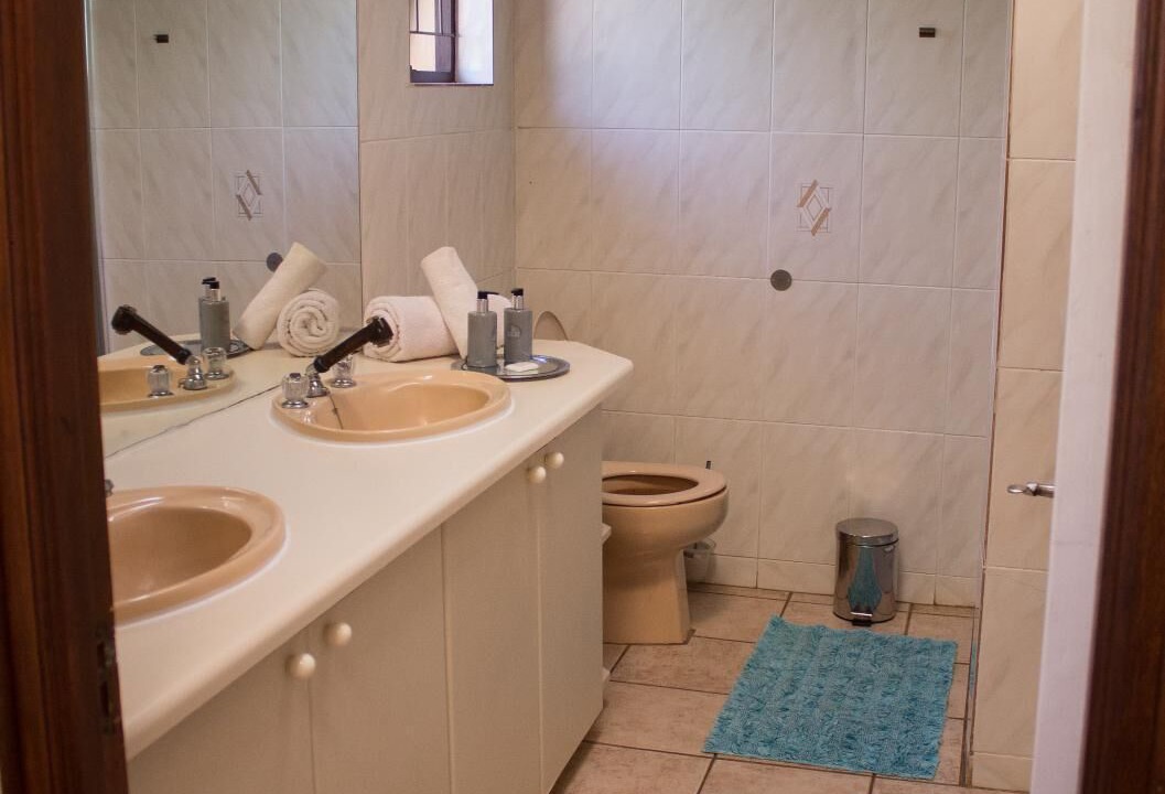 Photo of Bathroom in Sunnyside