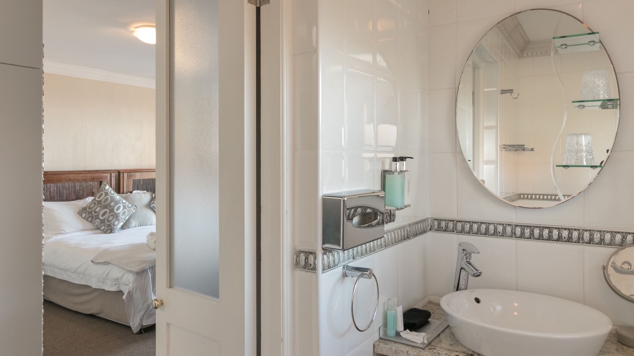 Photo of Bathroom in Knysna