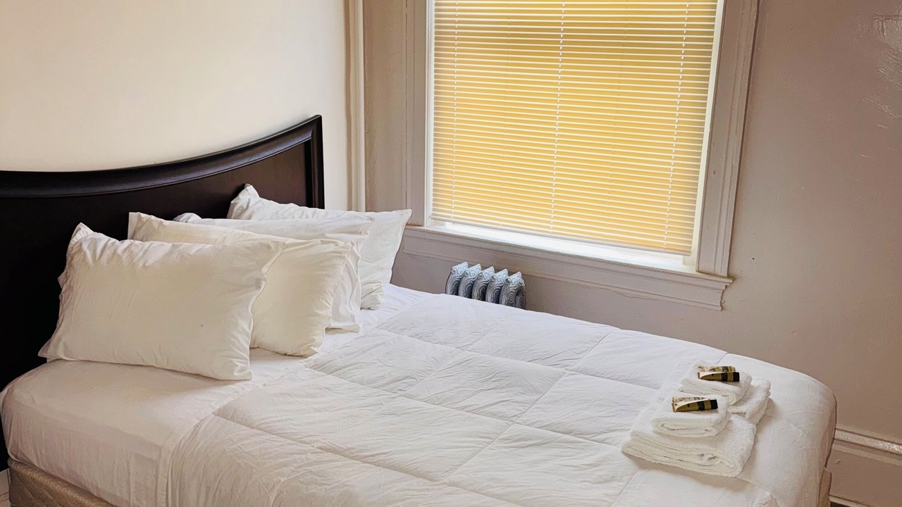 Photo of Bedroom in Tenderloin