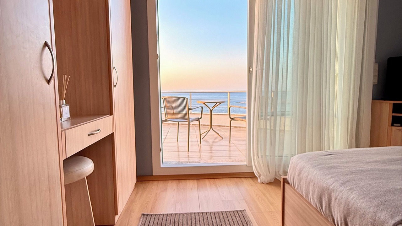 Photo of Bedroom in Karaburun