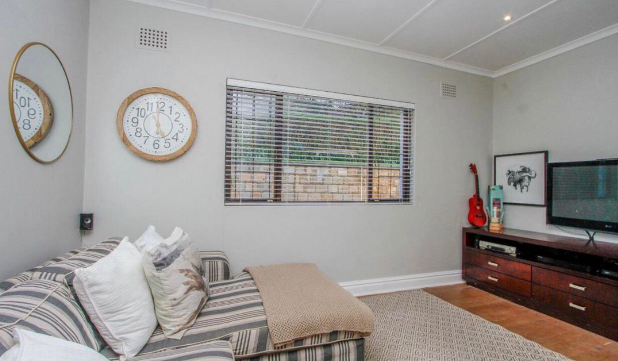 Photo of Livingroom in Durban North