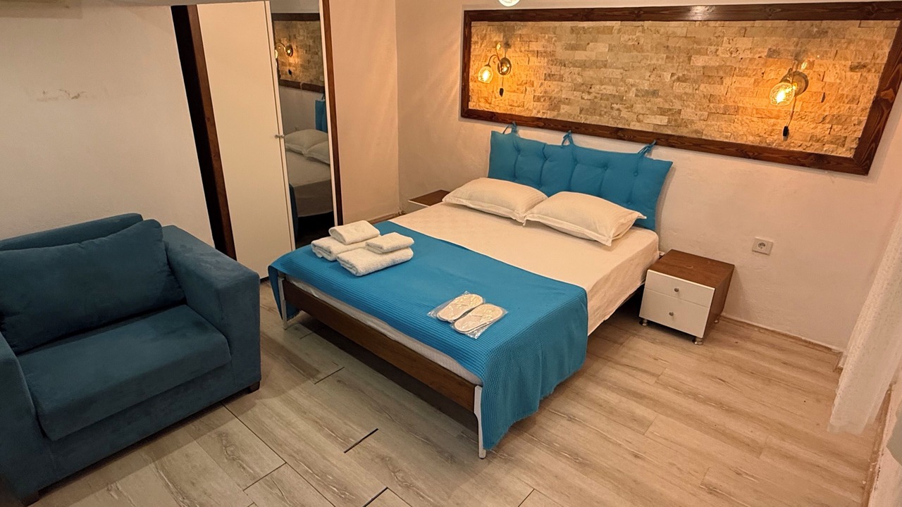 Photo of Bedroom in Behram