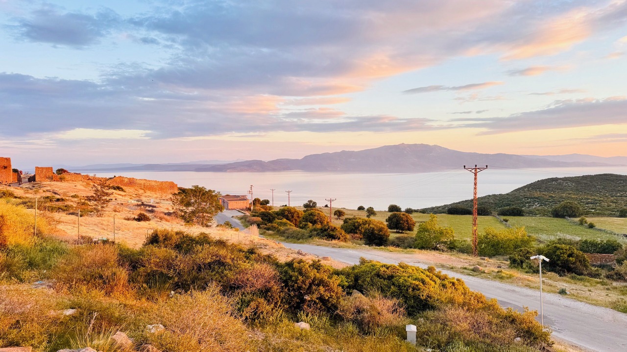 Photo of Outdoor in Behram