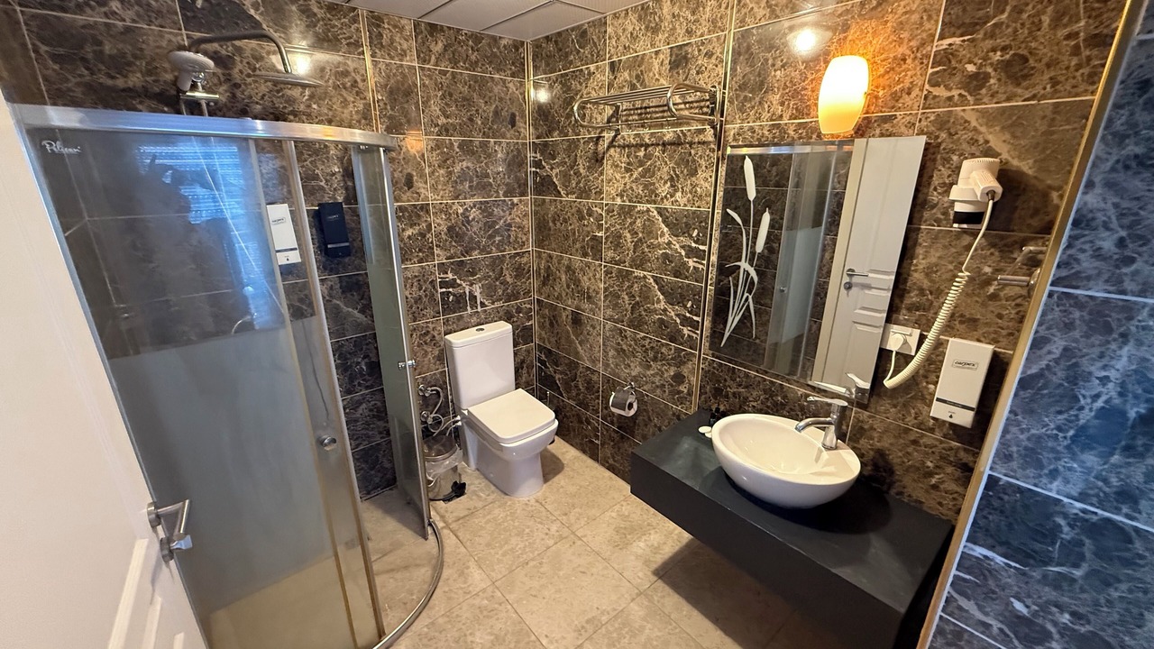 Photo of Bathroom in Behram