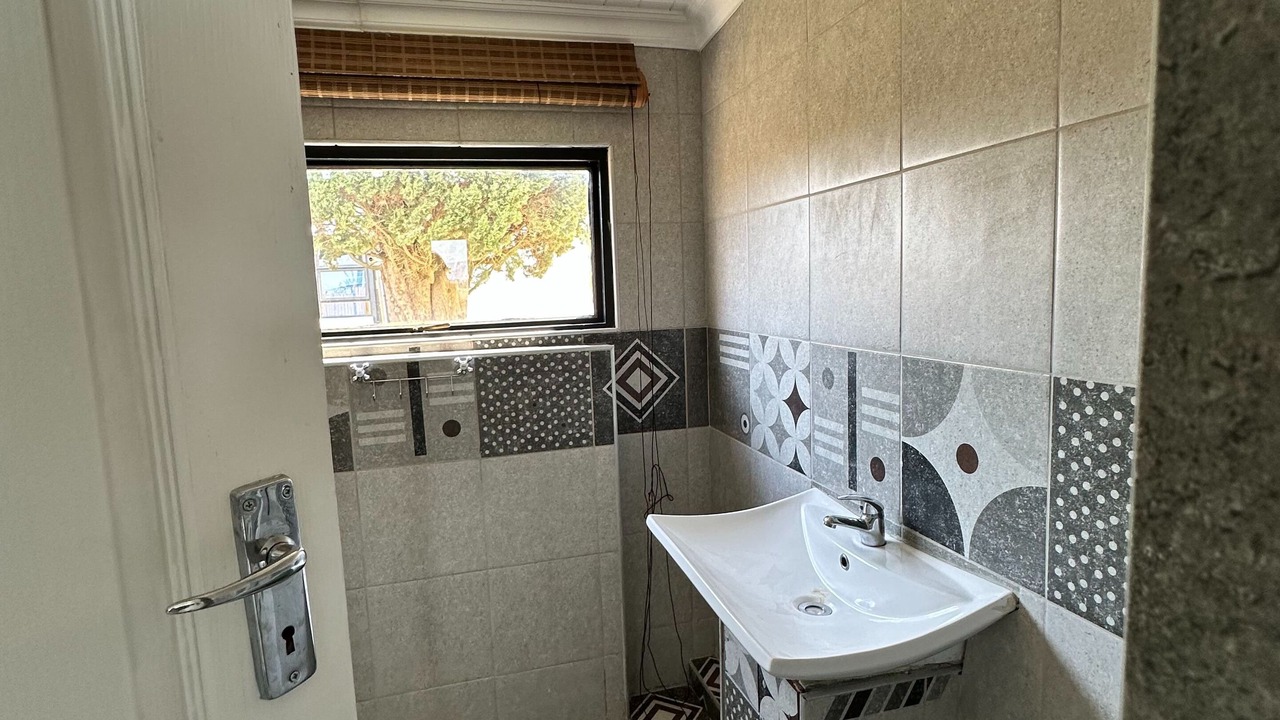 Photo of Bathroom in Grabouw