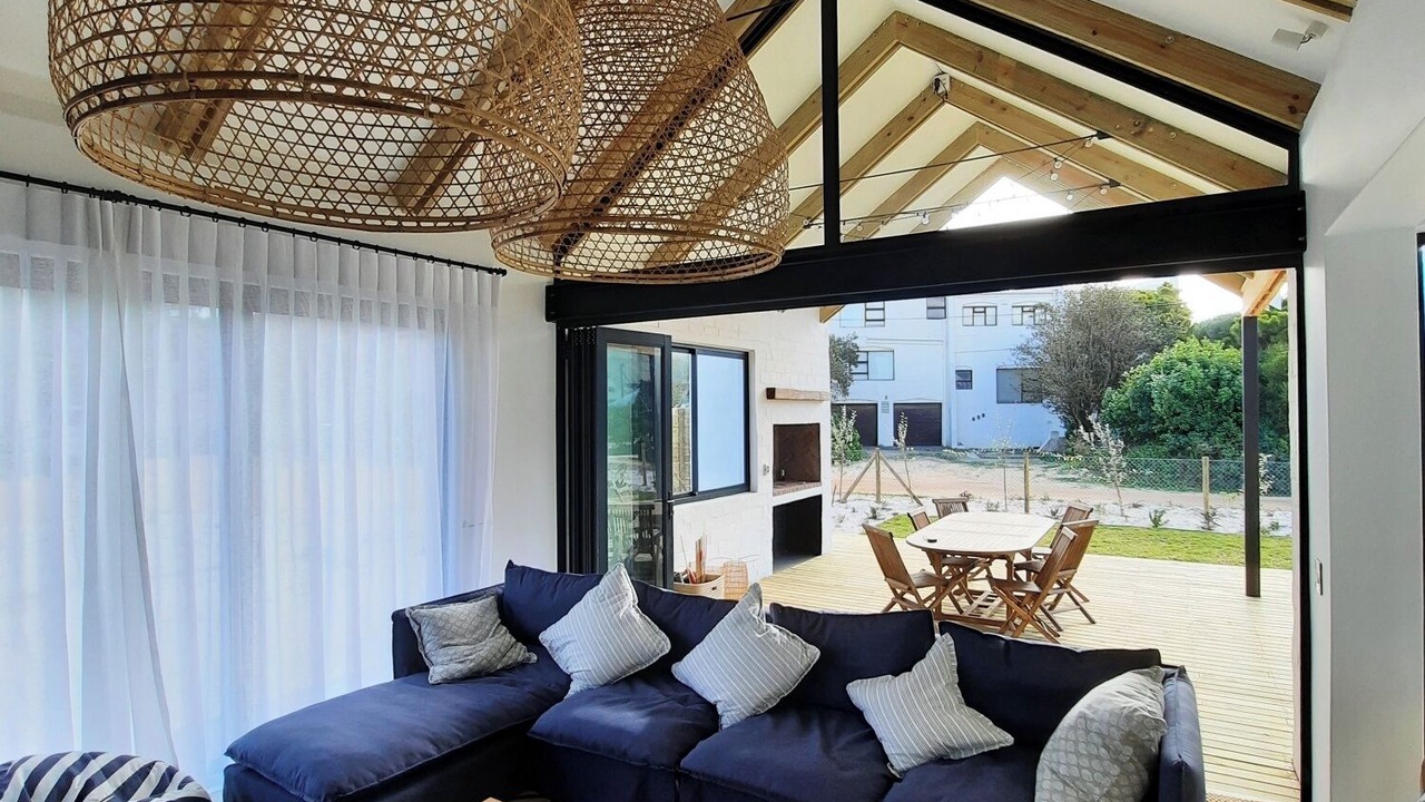 Photo of Livingroom in Pringle Bay