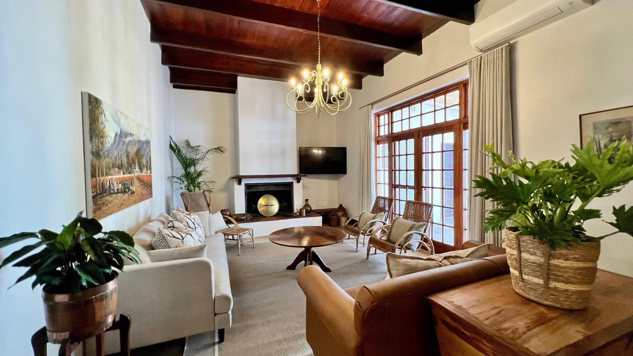 Photo of Livingroom in Paarl