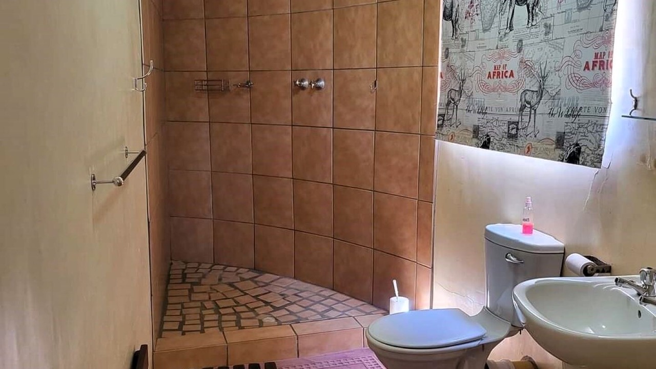 Photo of Bathroom in Calvinia