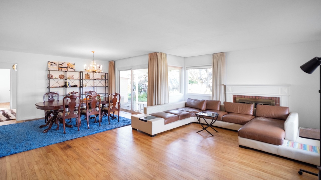 Photo of Livingroom in Lower Bal