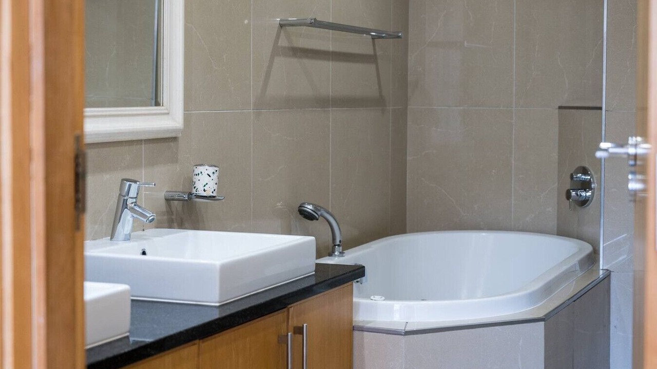 Photo of Bathroom in Durban Point
