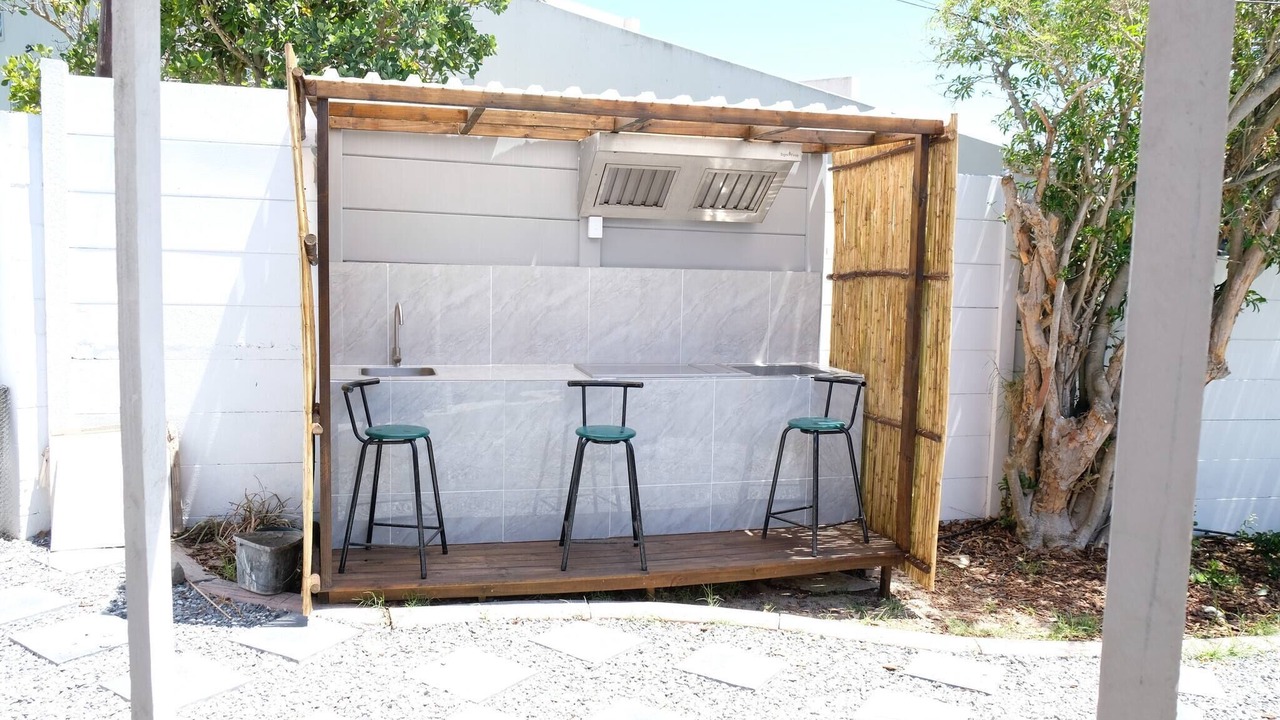Photo of Patio Balcony in Bloubergstrand